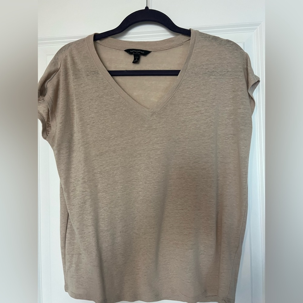 Banana Republic Tee